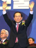 Lee gets GNP ticket to run in presidential election